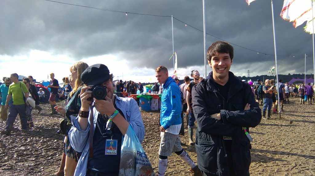 Glasto Hang